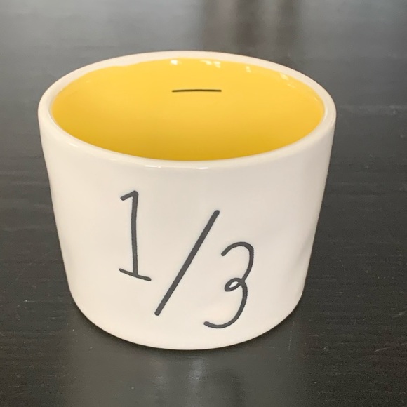 Rae Dunn 2023 Easter Measuring Cups Set - Picture 13 of 16